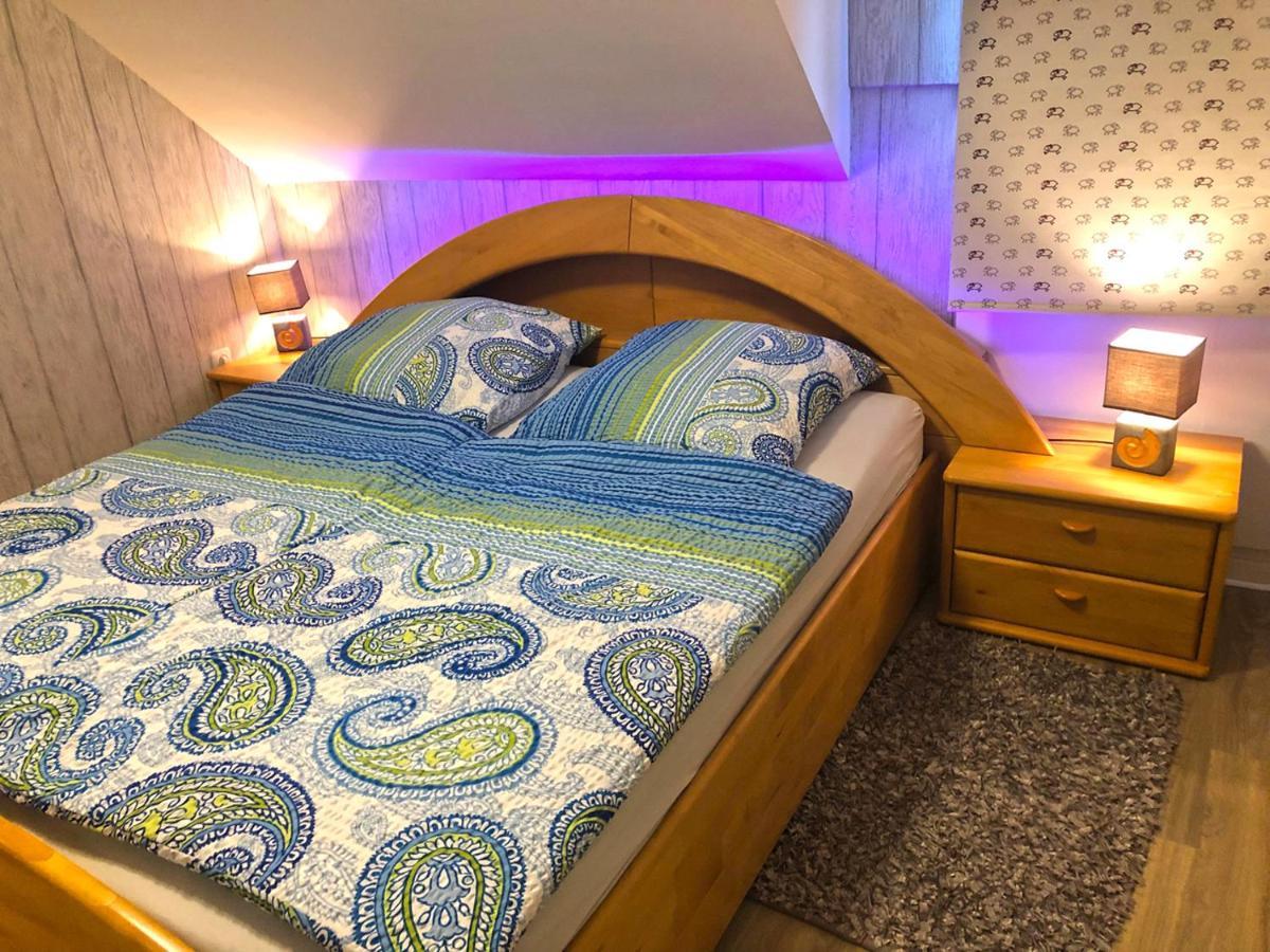 Ferienwohnung Koeln-Poll Esterno foto